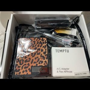 Temptu 2.0 airbrush endless summer makeup kit